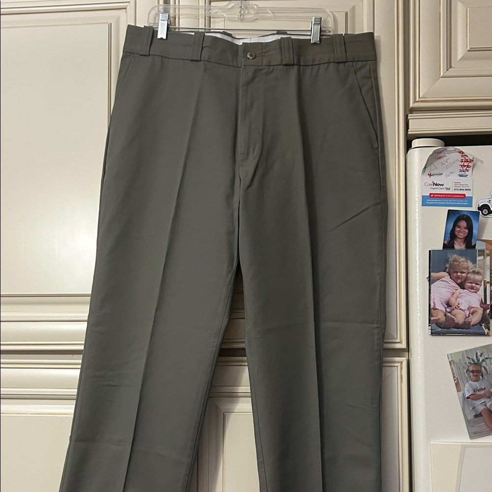 Men's Classic Olive Pants